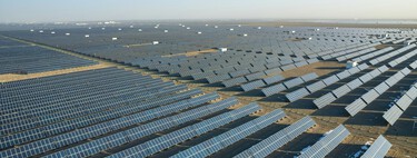 Le plus grand parc solaire de Chine fait bien plus que produire de l'énergie : il verdit un désert 