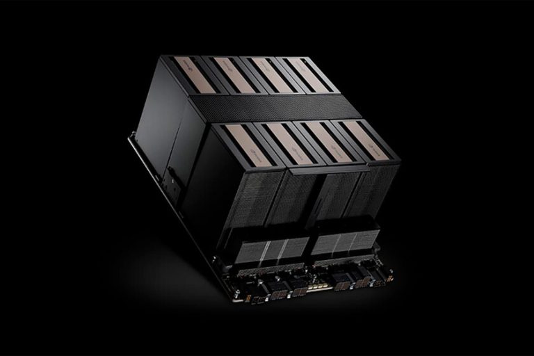 NVIDIA fabrique ses puces entre les États-Unis et Taiwan. Le problème est que certains serveurs d'IA se sont retrouvés là où ils ne devraient pas
