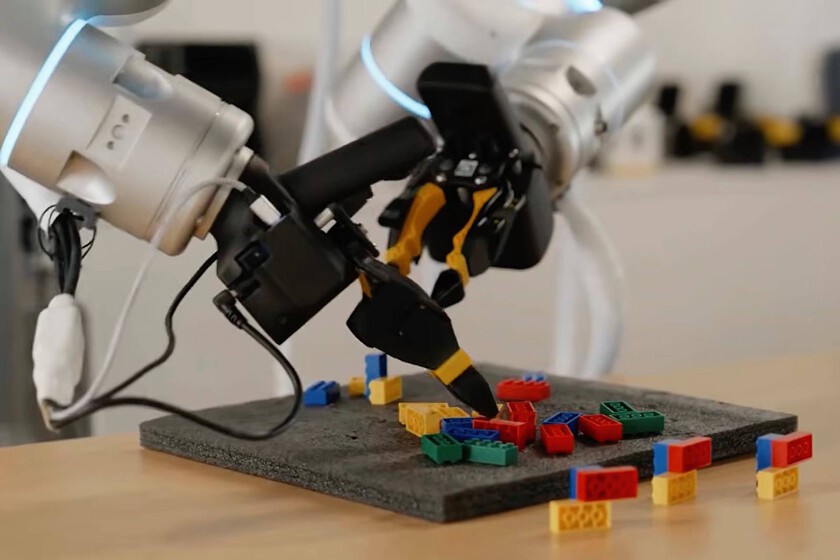 Jusqu’à présent, il fallait entraîner un robot pour chaque nouvelle tâche. La nouvelle idée est beaucoup plus simple : laissez-le vous regarder pendant quelques secondes