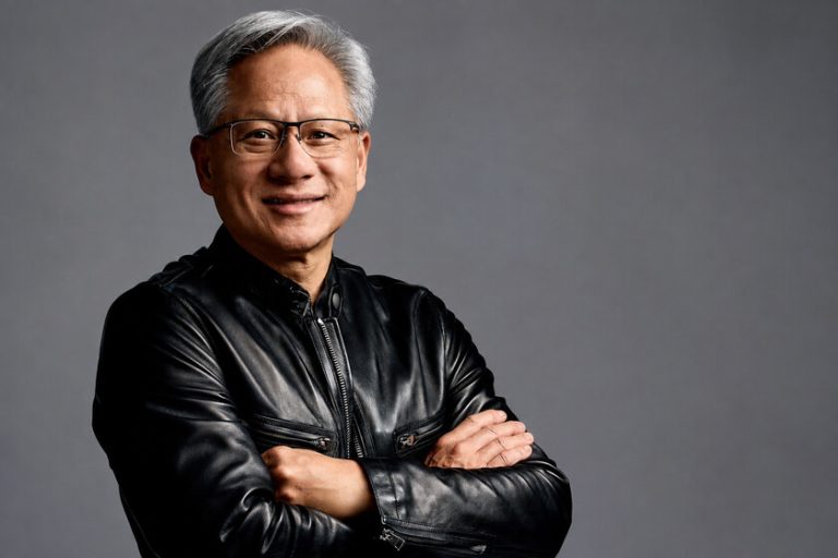 Jensen Huang a un message clair pour les pays du G20 : miser davantage sur l'IA et laisser les entreprises s'autoréguler
